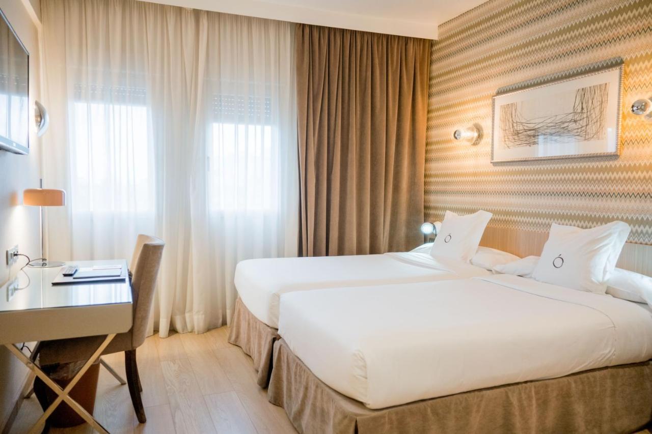 Chambre Double ou Lits Jumeaux avec Lit d'Appoint