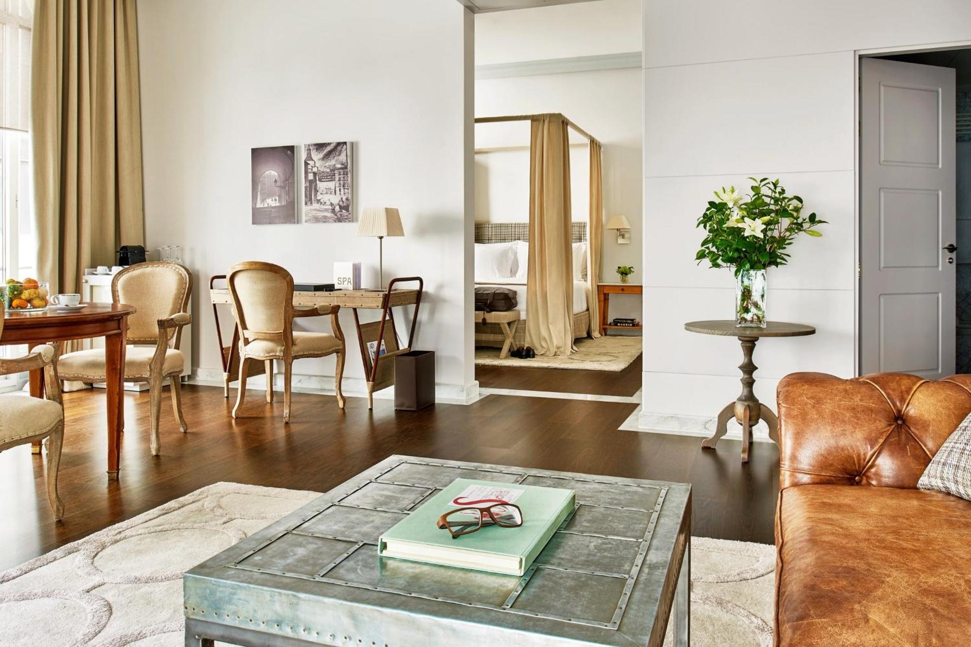 Suite,1649954332:JPEG