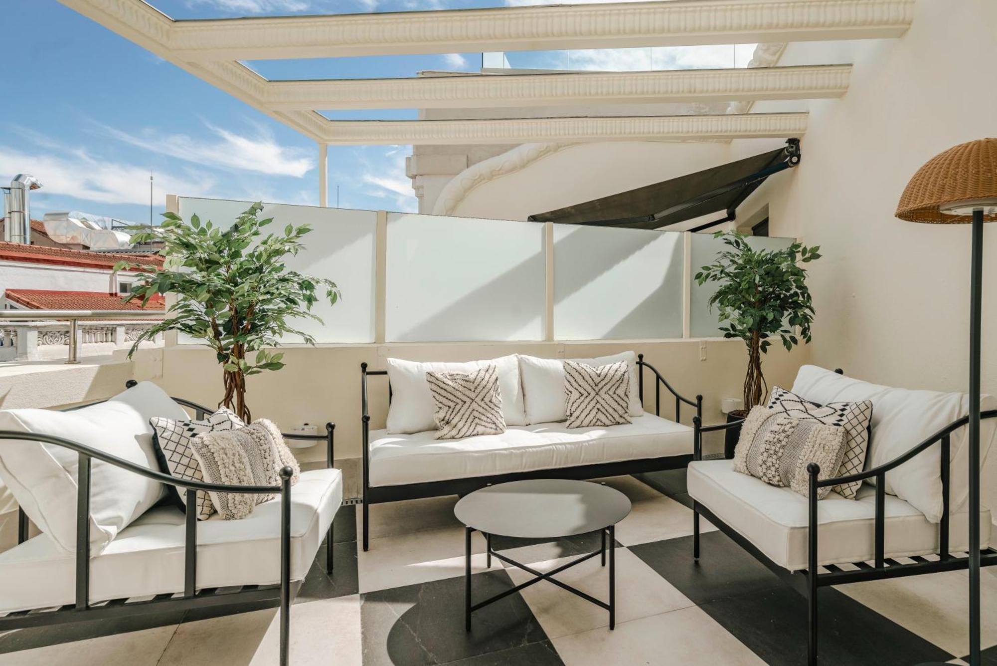 Deluxe Room with Terrace,1661634646:JPEG