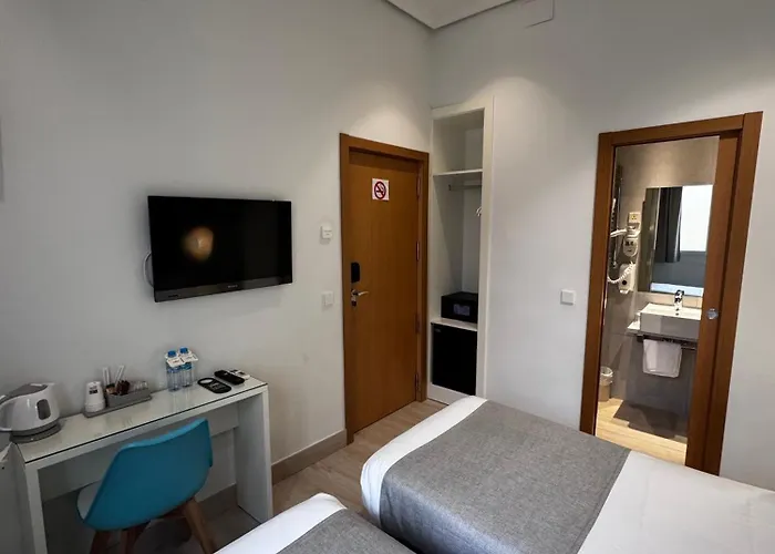  Hostal Cervelo