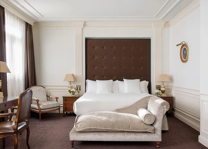 Hotel 5 Estrellas Fenix Gran Meliá - The Leading s Of The World