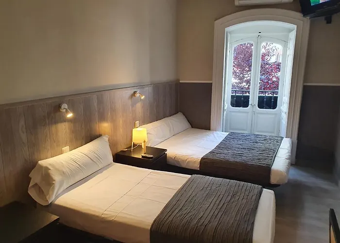 Hotel familiar: Plaza Dort Rooms IV